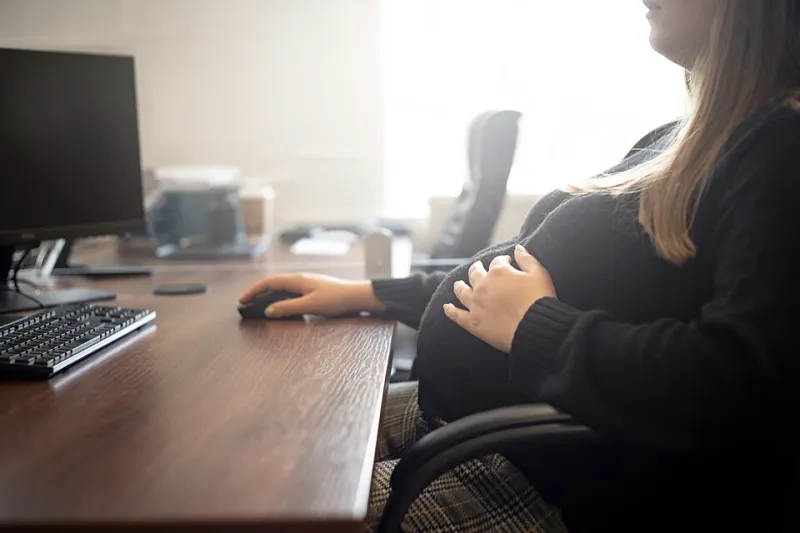 Between Meetings and Midnight Feedings: Making Hypnobirthing Practice Work When Your Calendar Is Already Full